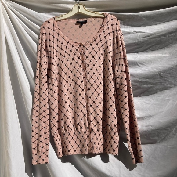 Lane Bryant light pink and black patterned button down cardigan, size 14/16 - Picture 1 of 8
